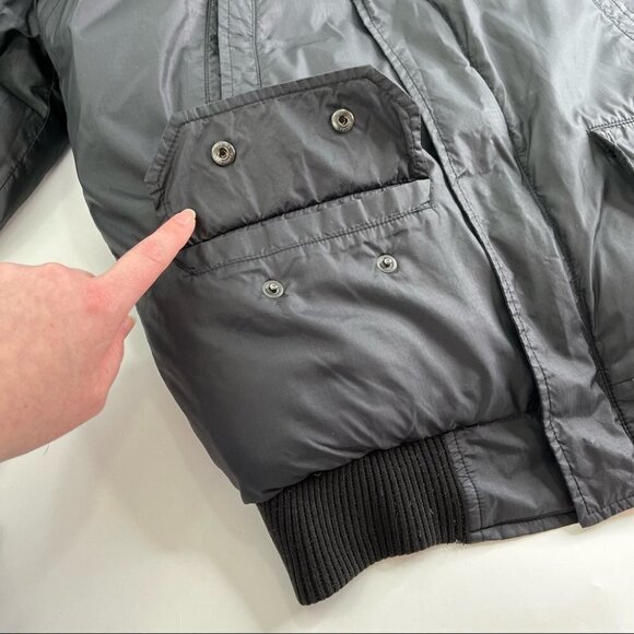 CANADA GOOSE Black Label Yukon Bomber Duck Down Coyote Fur Trimmed Winter Jacket - Picture 6 of 15